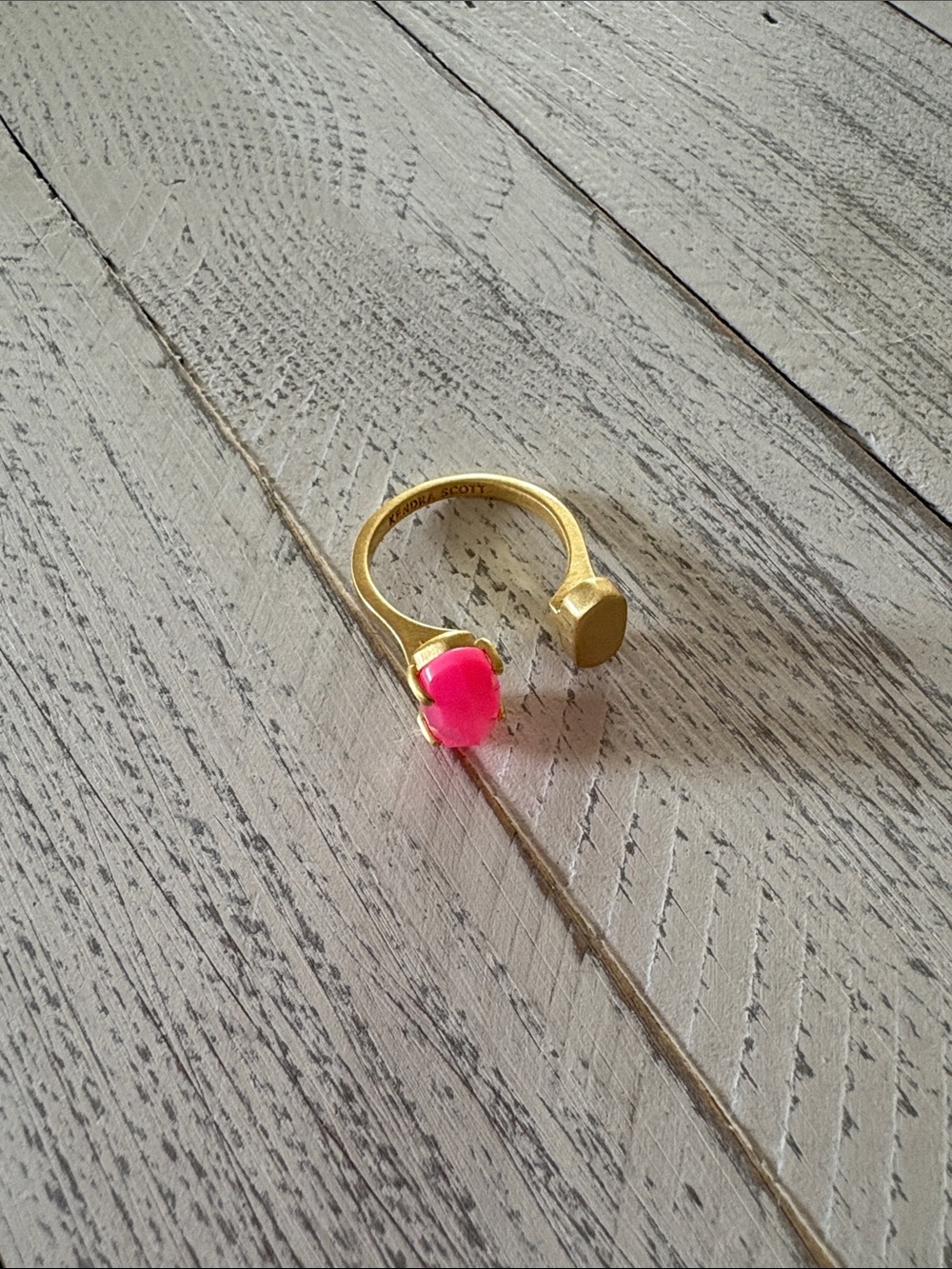 Kendra Scott Pink Agate Pryde Gold Open Ring SIZE 7 Adjustable - Picture 5 of 7